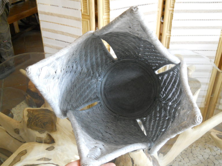 PORTAOMBRELLI PETALI GRIGIO 28X28 H 63 (4)