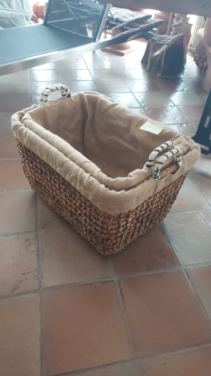 CESTA CONTENITORE PORTA LEGNA PELLET CON FODERA  PER CAMINO STUFA IN VIMINI NATURALE RETTANGOLARE  ROBUSTA IN VIMINI LEGNO GIUNCO SET 2 MISURE IN 3 VARIANTI FINITURE DI COLORE