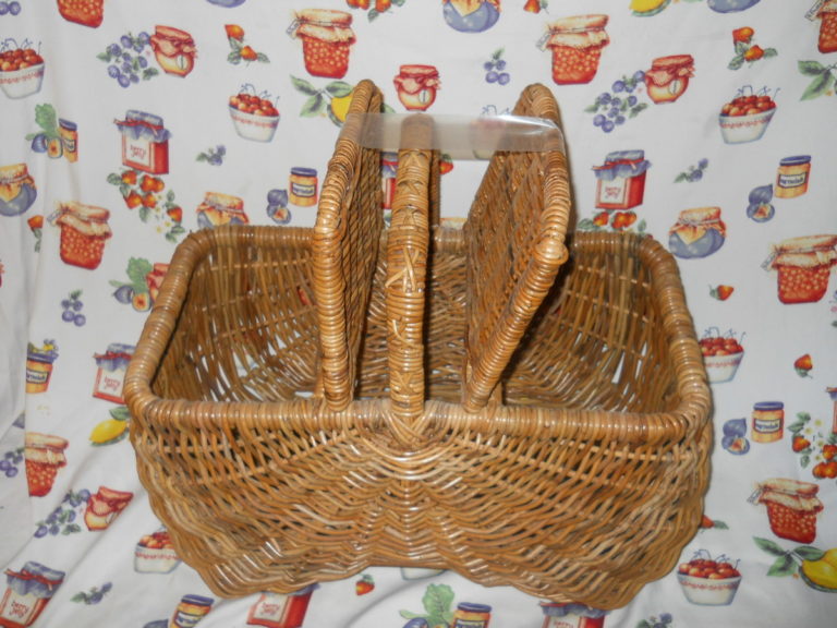 PICNIC 55X30H45 LACAK(7)