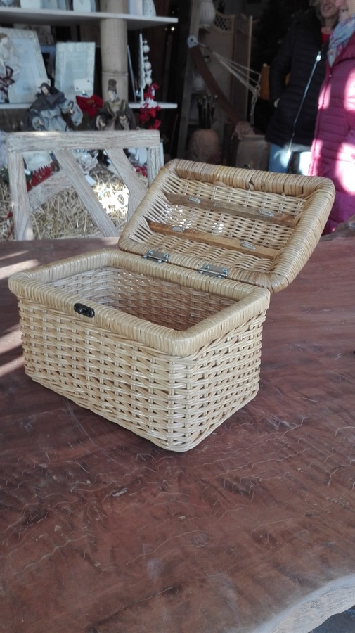 CESTINO MERENDA ASILO 25X17H17€16(A) (4)