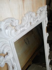 SPECCHIO CON CORNICE INTAGLIATA IN LEGNO SHABBY CHIC DORATA BIANCA DECAPE' DISPONIBILE IN 5 MISURE E 3 INTAGLI 3 COLORI - immagine 20
