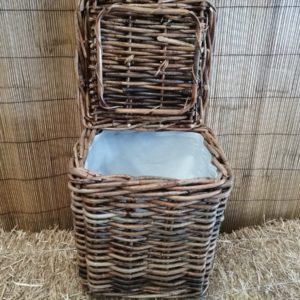 PBIANCHERIA xl quadrato49X48H55 60€A (4)