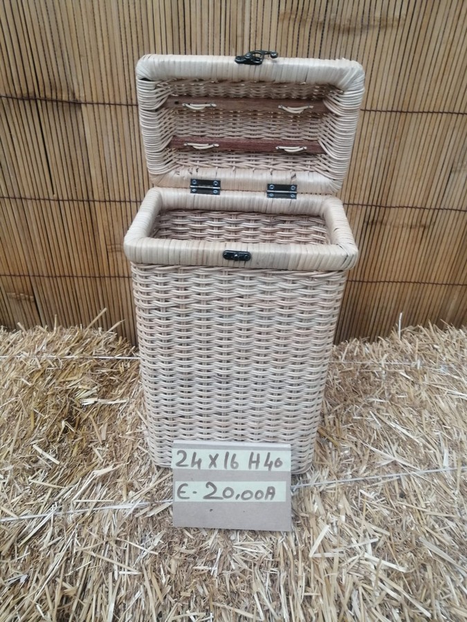 bauletto alto 24x16h40 20€B (1)