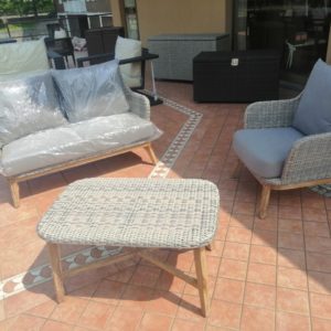 ARREDO GIARDINO IN SINTETICO