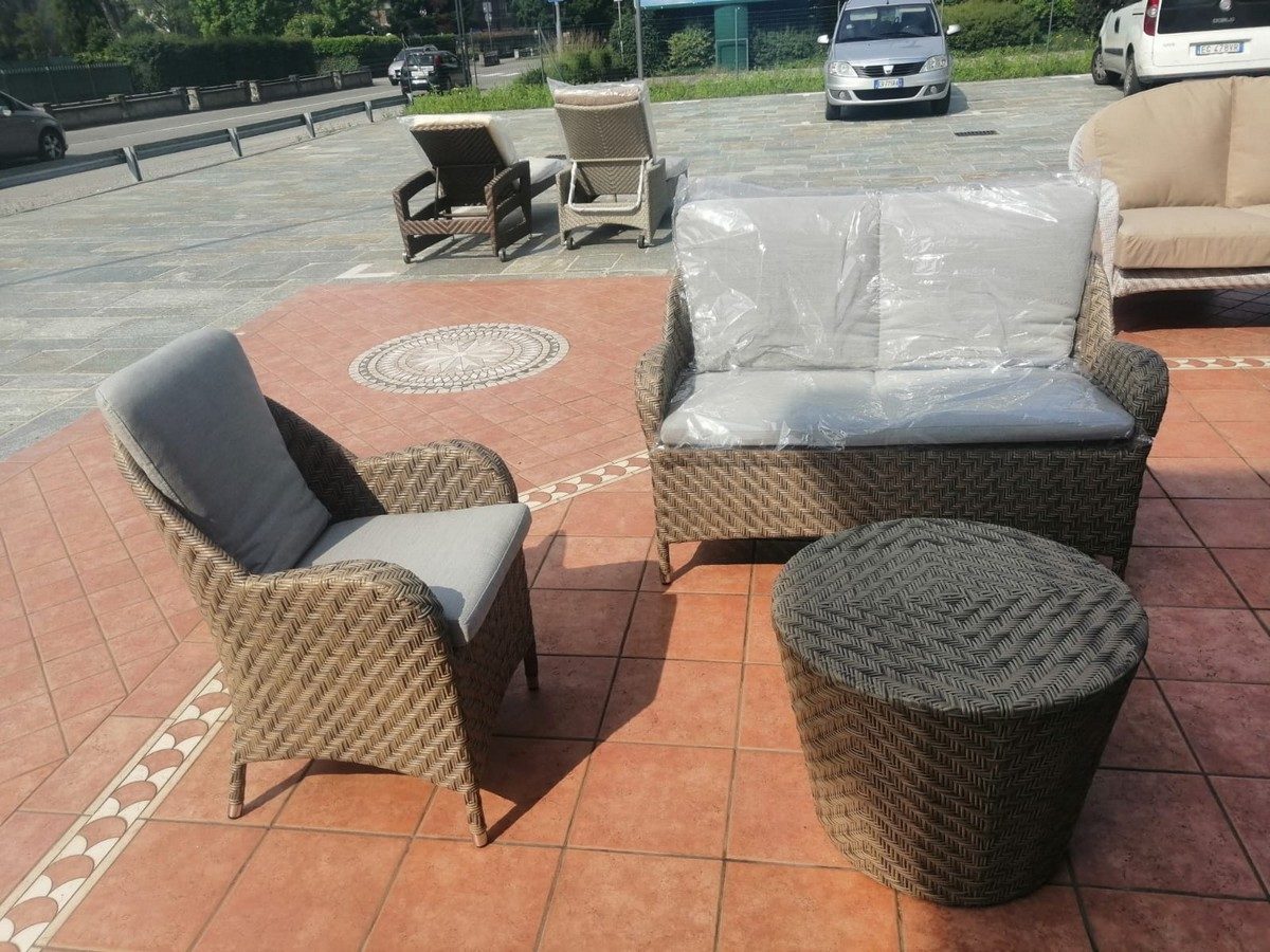 SET DA GIARDINO MODELLO "FUN" COMPOSTO DA DIVANO 1 POLTRONA E TAVOLINO COLORI E MISURE PERSONALIZZABILI