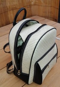 ZAINETTO CON  ZIP DAVANTI 22X12H33 CM IN VIMINI LEGNO PAGLIA NATURALE ECOLOGICA  CON SPALLACCI  4 COLORI DISPONIBILI - immagine 7