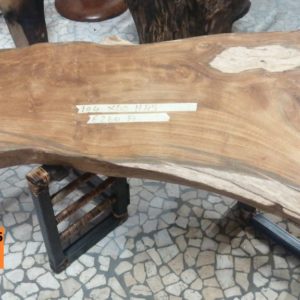 TCGF 5 Cm 104 x 60 H 45 cm. Euro 260 A.