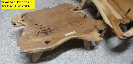 TAVOLO DA CAFFE' CON PIANO IN RADICE DI TEAK GAMBE IN LEGNO MISURE VARIABILI cm  H 40.