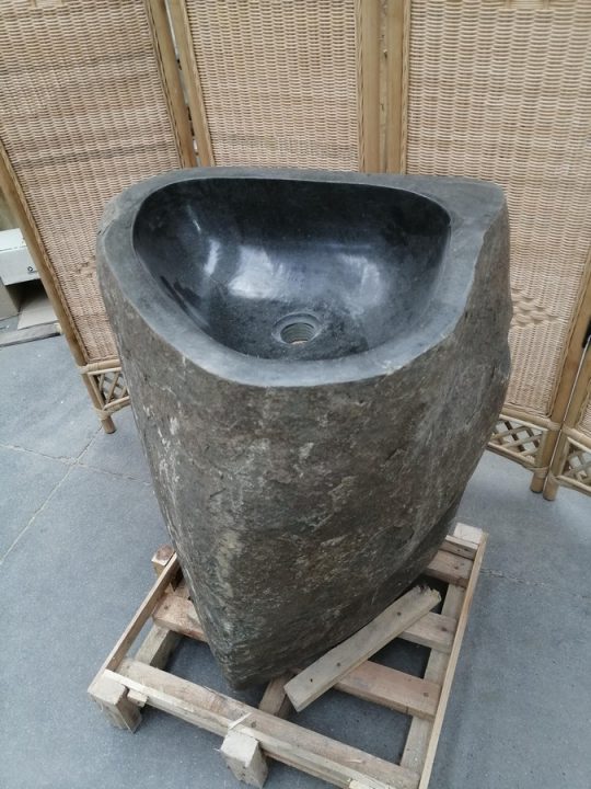 LAVANDINO LAVABO SINK STONE PIEDISTALLO IN SASSO ETNICO ARTIGIANALE codice PED1  misura 60 x 50 H 90 cm. Euro 500 (b)