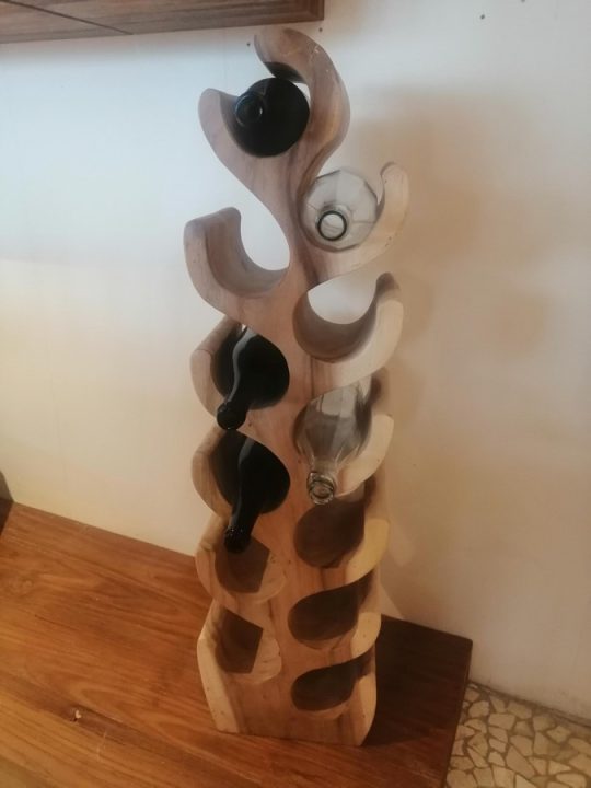 PORTA BOTTIGLIE MODELLO "ALBERO " DISPONIBILE IN 6  MODELLI DA APPOGGIO IN LEGNO DI TEAK  ETNICO DISPONIBILE IN VARIE MISURE E CAPIENZE DI BOTTIGLIE  IDEALE PER TAVERNA ENOTECHE ENOTECA  RISTORANTI  RISTORANTE PUB  TRATTORIA OSTERIA