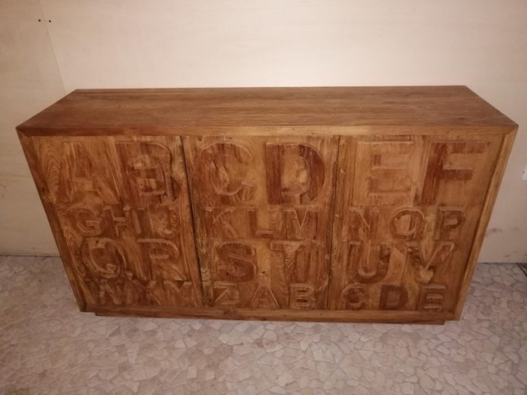 150 x 42 h 86 € 780 B (1)