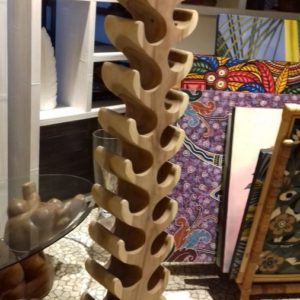 19 POSTI46X30H 170 CM 185€(A)