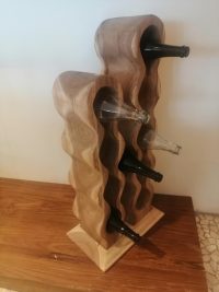PORTA BOTTIGLIE MODELLO "ONDULATO  " DISPONIBILE IN 3  MISURE 7-9-11 POSTI   DA APPOGGIO IN LEGNO DI TEAK  ETNICO DISPONIBILE IN VARIE MISURE E CAPIENZE DI BOTTIGLIE  IDEALE PER TAVERNA ENOTECHE ENOTECA  RISTORANTI  RISTORANTE PUB  TRATTORIA OSTERIA - immagine 6