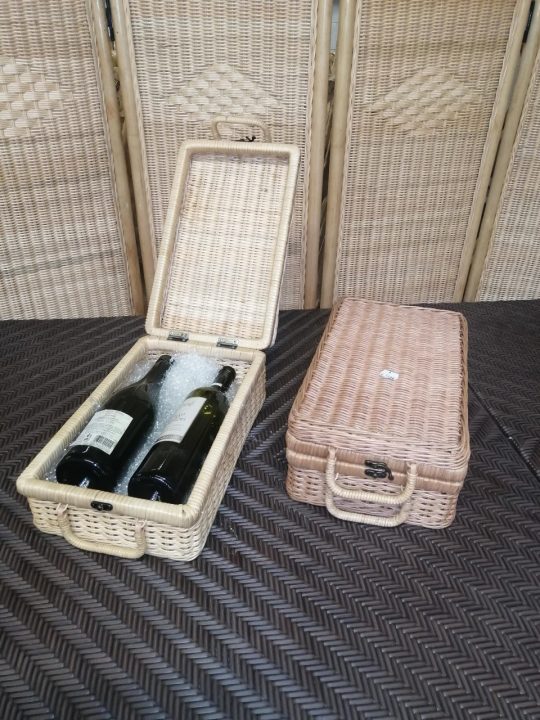 VALIGETTA PORTA BOTTIGLIE PER CONFEZIONARE BOTTIGLIE DI VINO ETNICO ETNICA- 2 POSTI IN MIDOLLINO NATURALE CON CERNIERA E CHIUSURA IN OTTONE - DISPONIBILE IN 2 COLORI 36x22xh15 € 18(a)