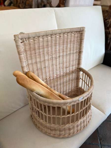 CESTO CESTA CONTENITORE MEZZA LUNA PORTA PANE BAGUETTES ESPOSITORE DA APPENDERE CON GANCI PER NEGOZI IN VIMINI MIDOLLINO DI QUALITA' UNICA MISURA: 46CM X 30 CM X 31/60 CM