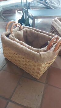 CESTA CONTENITORE PORTA LEGNA PELLET CON FODERA  PER CAMINO STUFA IN VIMINI NATURALE RETTANGOLARE  ROBUSTA IN VIMINI LEGNO GIUNCO SET 2 MISURE IN CASTAGNO - immagine 2